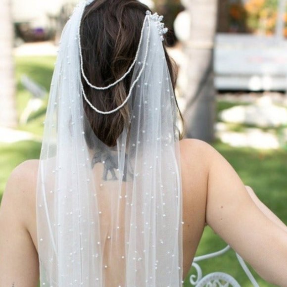 NWOT Ivory Pearl Wedding Veil main image 11